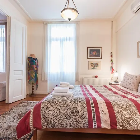 Athenian House Of 1920 Афины